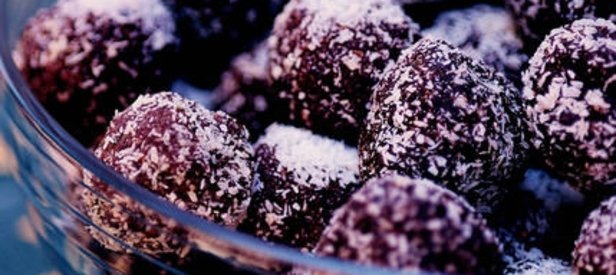 Çikolatalı Likörlü Toplar Tarifi