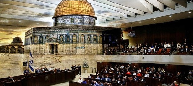 İsrail ezan yasağı kararını verdi