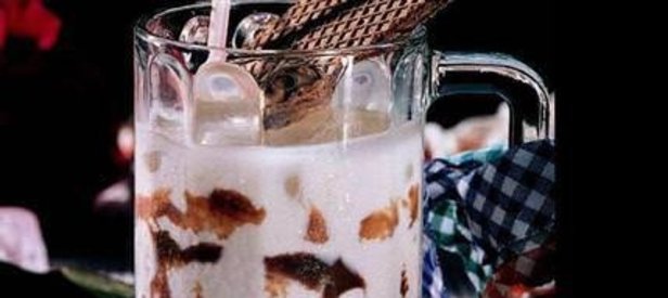 Çikolatalı Buzlu Süt Tarifi