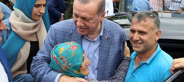 Artvinde Cumhurbaşkanı Erdoğana sevgi seli