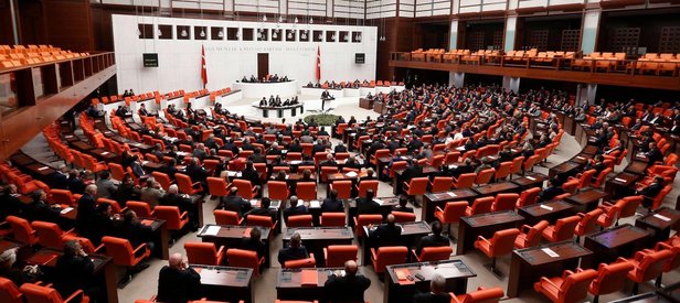Anayasa teklifi imzaya açıldı