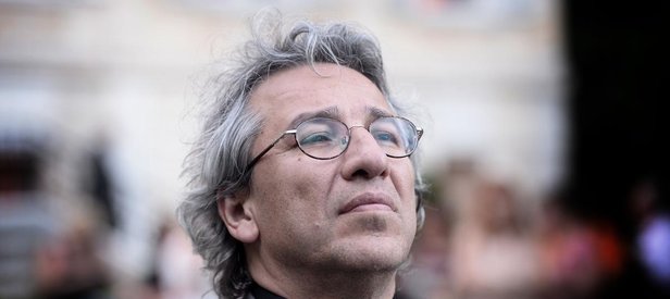 Hain Dündar da SİHAlara tepkili