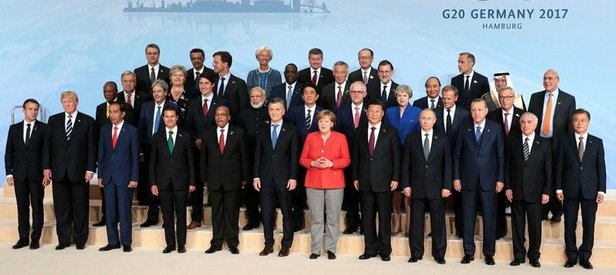 Trump neden kenara atıldı?