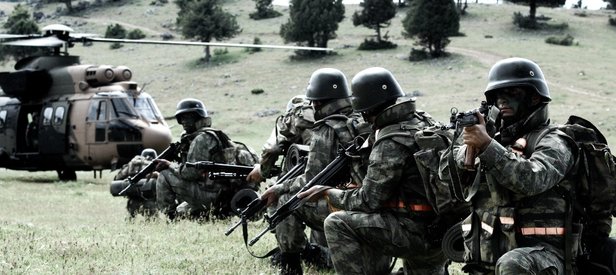 Yüksekovada hain tuzak: 17 asker yaralı