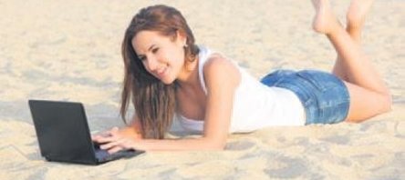 Online tatil zirvede
