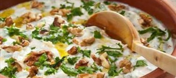 Cevizli Kereviz Salatası Tarifi