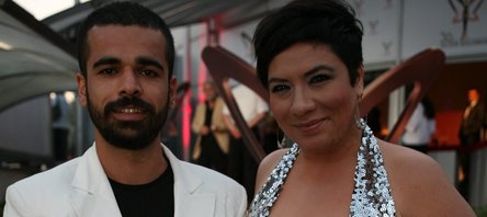 Ünlü şarkıcının dolandırıcı eski eşi o ülkede yakalandı