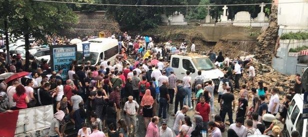 Şişlide mezarlık duvarı yıkıldı... Yaralılar var