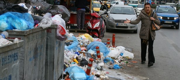 CHPli belediye çöpleri toplamıyor