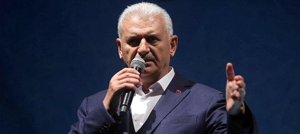FETÖcülerin alkışladığı yürüyüş milli değildir