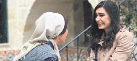 Zirvenin sahibi 'Aşk ve Mavi'