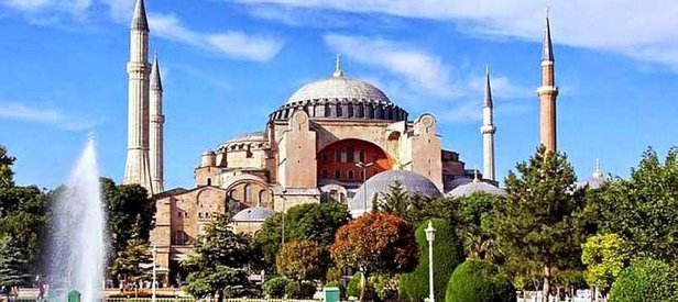 Ayasofyada ezan Yunanistanı rahatsız etti
