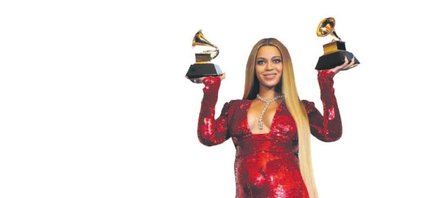 Beyonce ikizlerini doğurdu